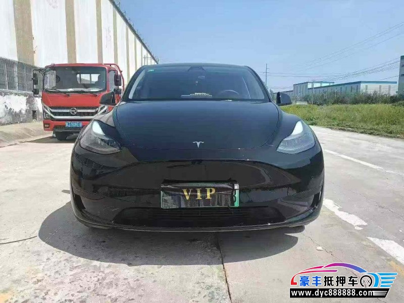 抵押车出售23年特斯拉Model Y轿车