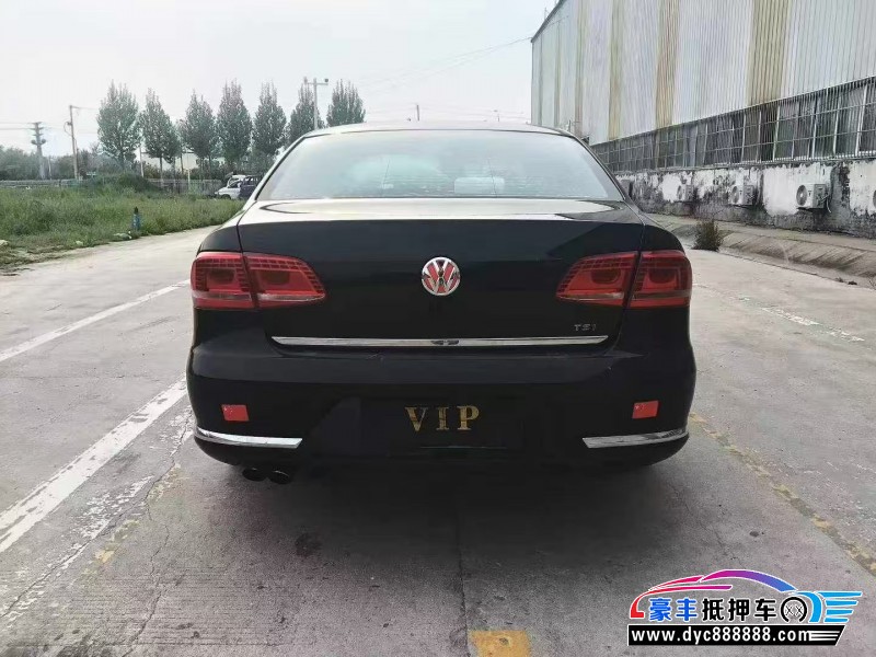 16年大众迈腾轿车抵押车出售
