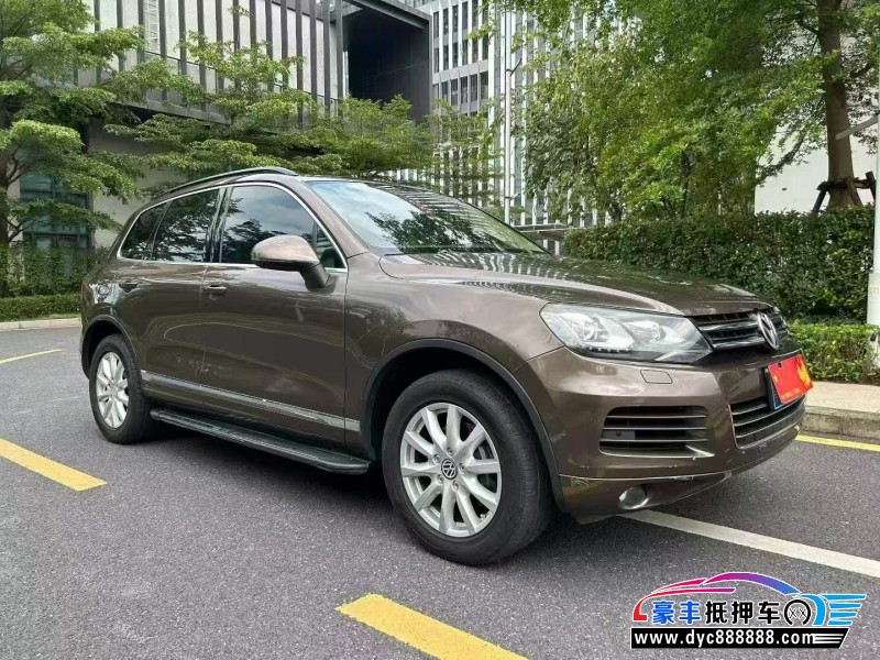 15年大众途锐轿车抵押车出售