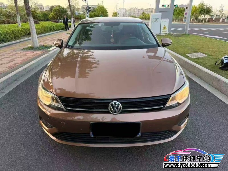 抵押车出售16年大众凌渡轿车