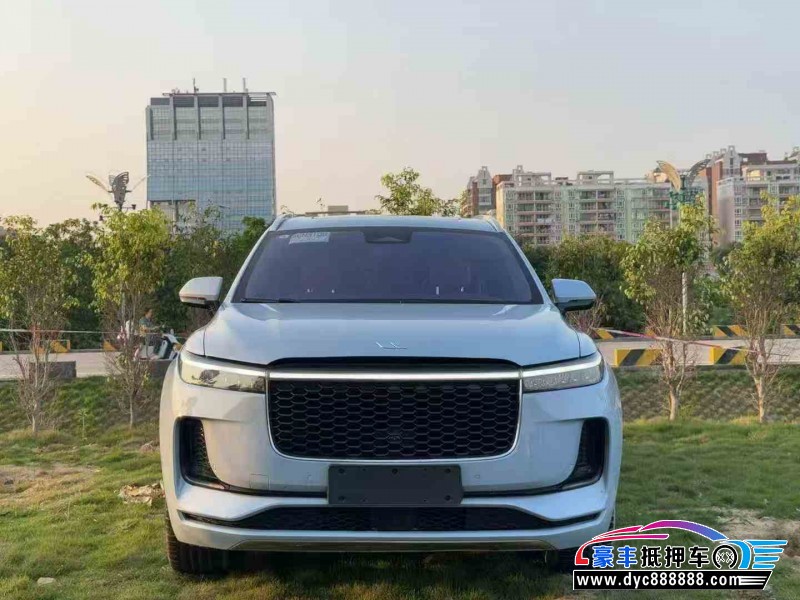抵押车出售22年理想ONE轿车