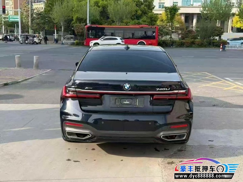 20年宝马7系轿车抵押车出售