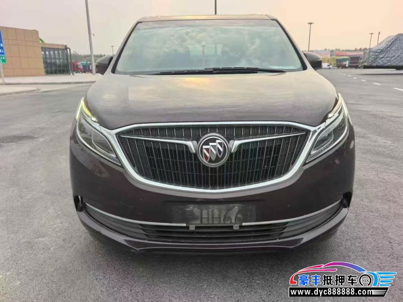 抵押车出售17年别克GL8轿车