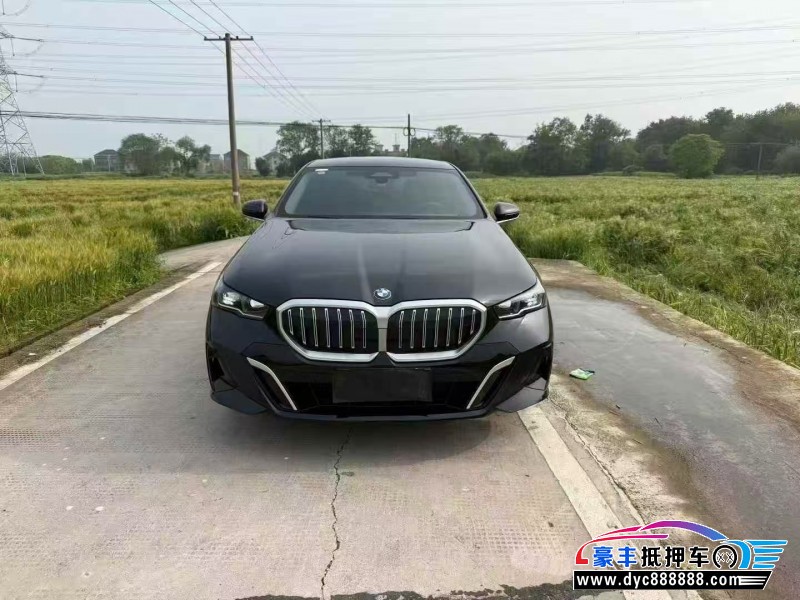 24年宝马5系轿车抵押车出售