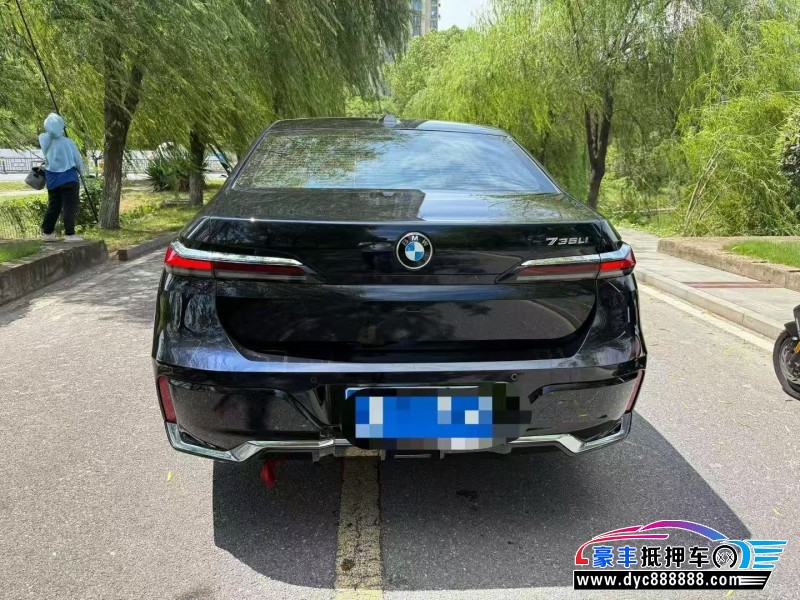 24年宝马7系轿车抵押车出售