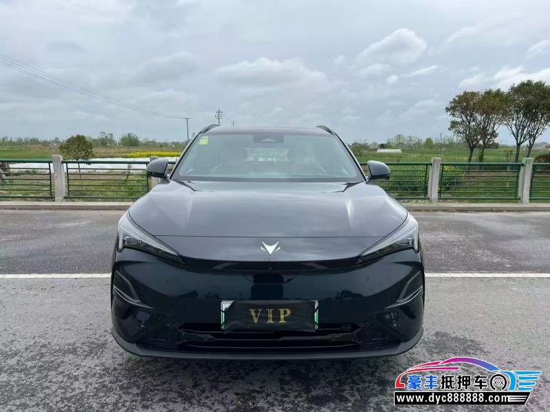 25年极狐阿尔法T轿车抵押车出售