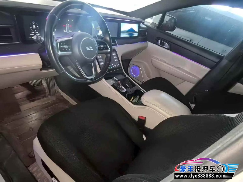21年理想ONE轿车抵押车出售