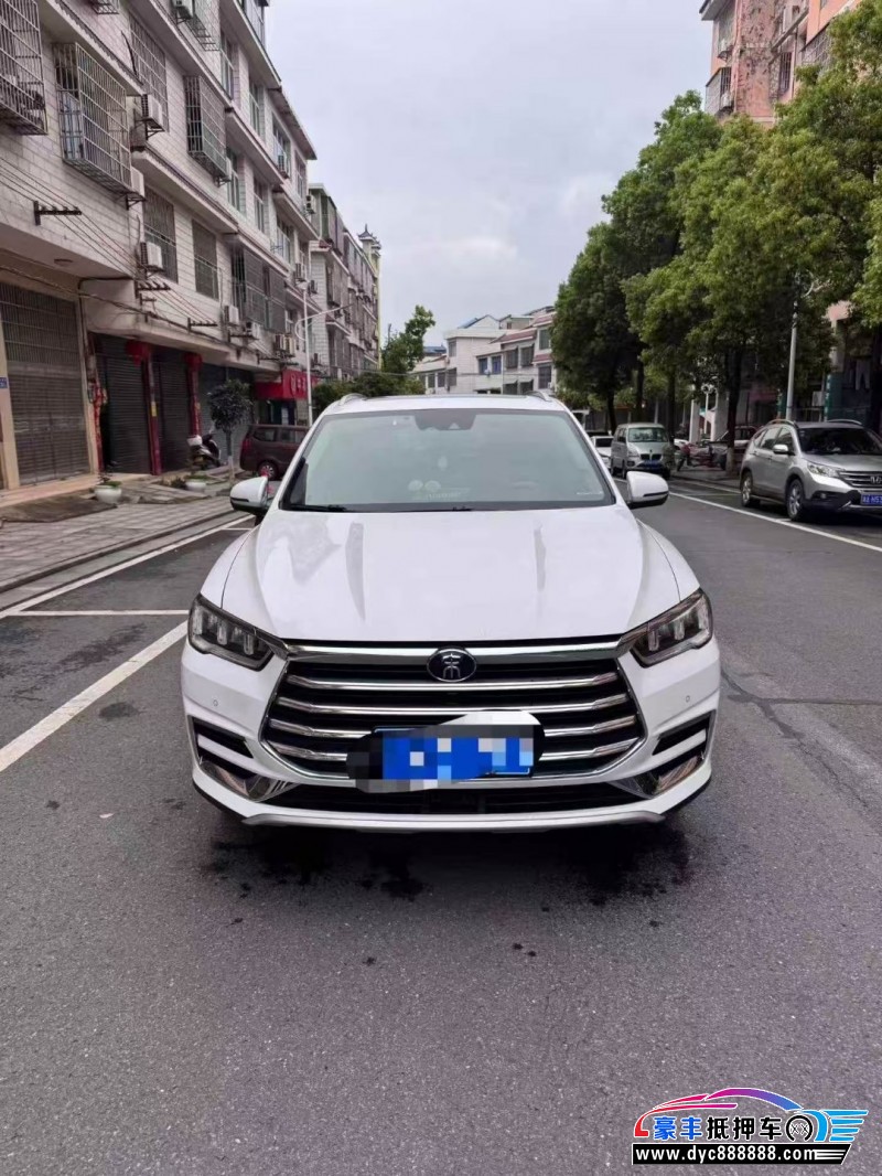 抵押车出售19年比亚迪宋轿车