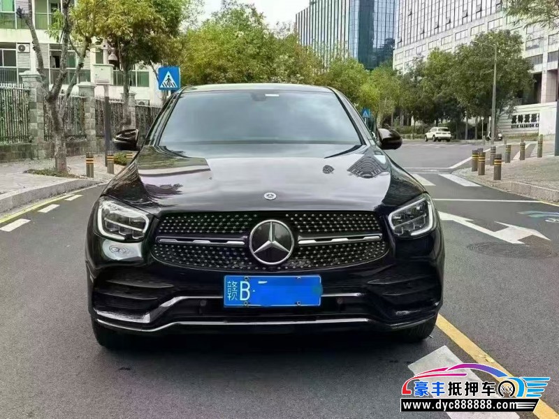 抵押车出售21年奔驰GLC轿车