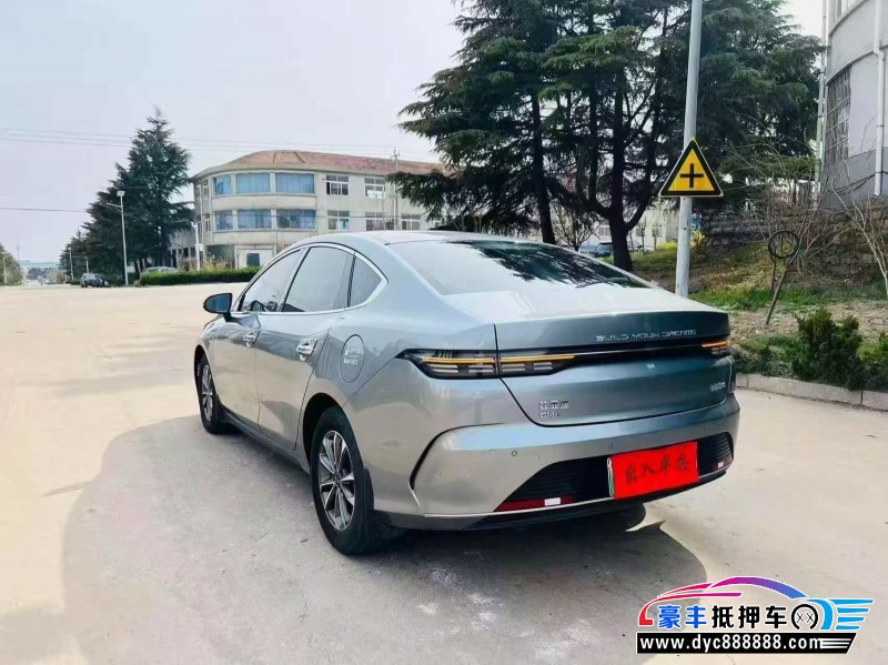 23年比亚迪驱逐舰轿车抵押车出售