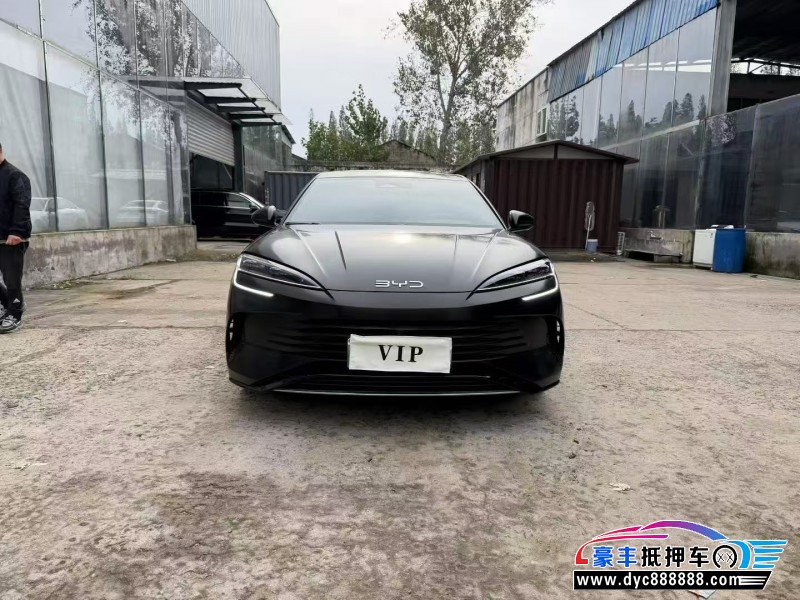 抵押车出售24年比亚迪海豹轿车