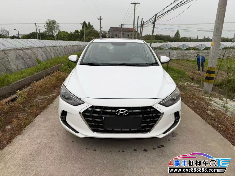 抵押车出售20年现代领动轿车