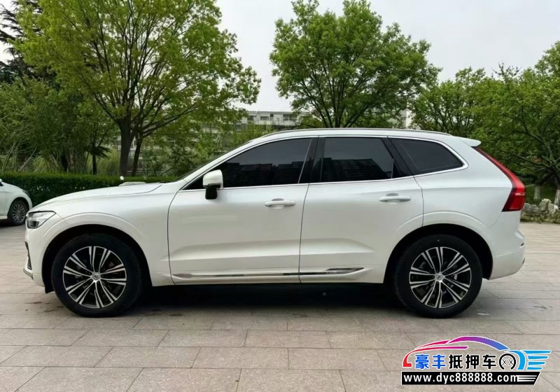 22年沃尔沃XC60轿车抵押车出售