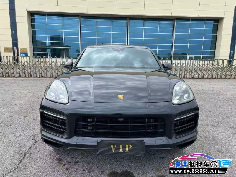 抵押车出售22年保时捷卡宴轿车