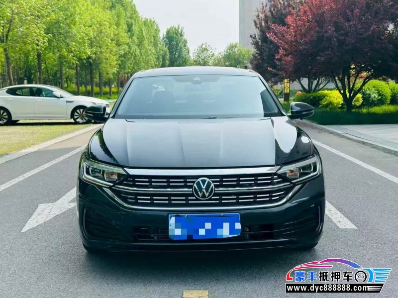 抵押车出售24年大众速腾轿车