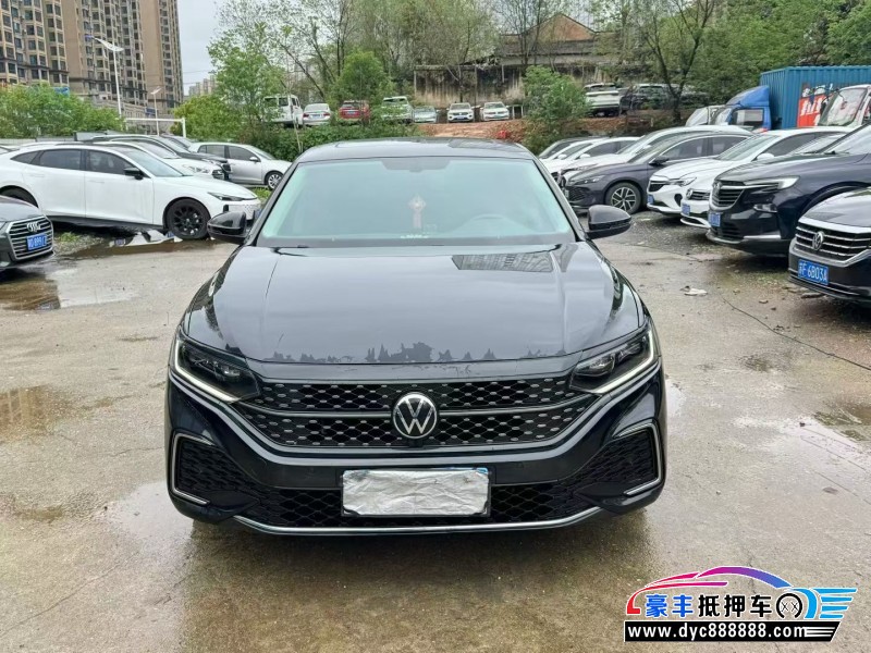 抵押车出售21年大众帕萨特轿车
