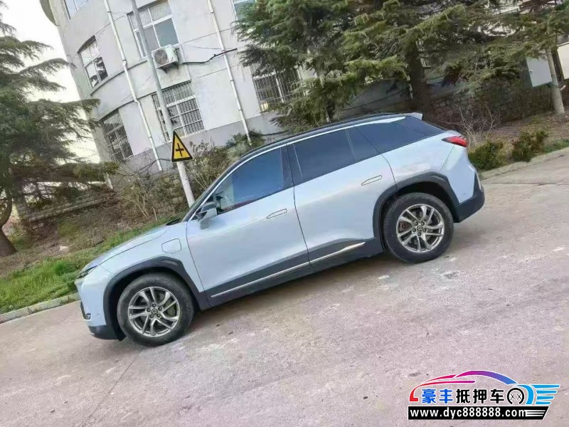 21年蔚来ES6轿车抵押车出售