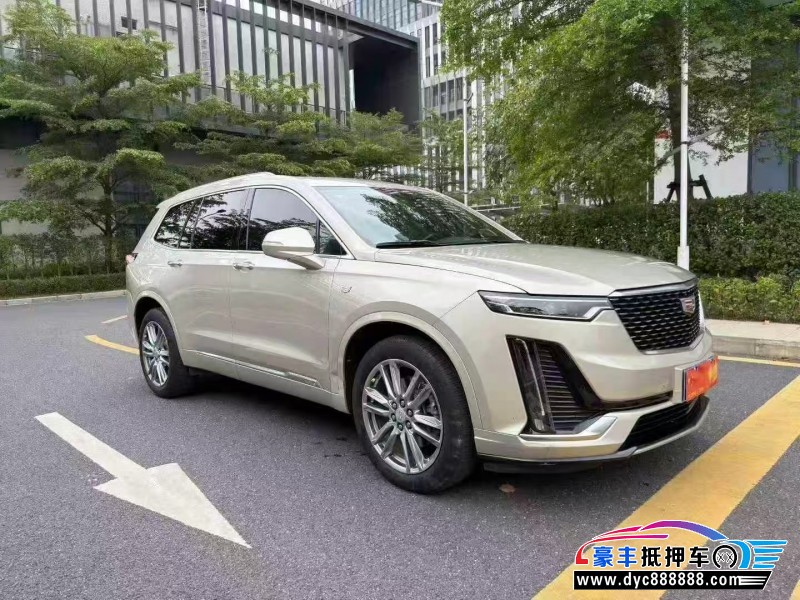 22年凯迪拉克xt6轿车抵押车出售
