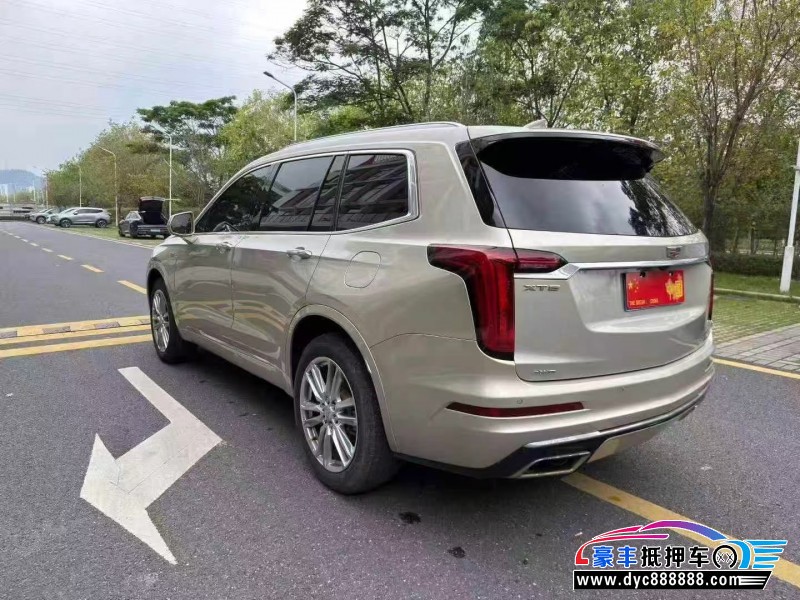 22年凯迪拉克xt6轿车抵押车出售