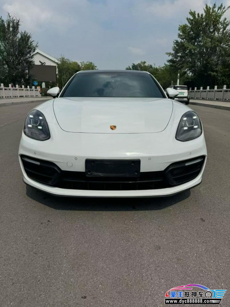 抵押车出售23年保时捷帕纳梅拉轿车