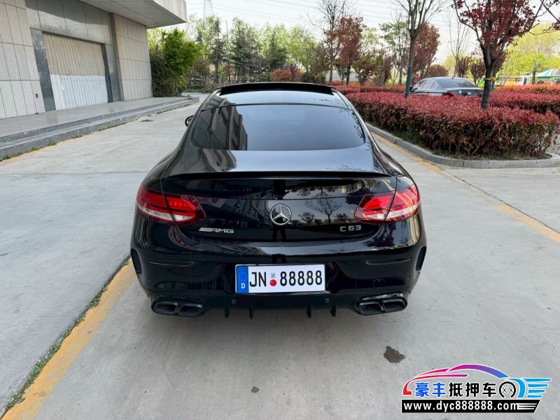 19年奔驰C级AMG轿车抵押车出售