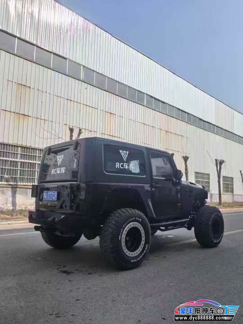 10年Jeep牧马人SUV抵押车出售