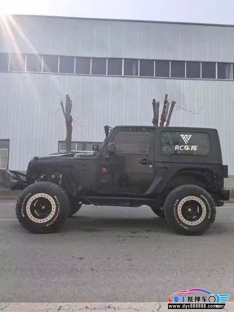 10年Jeep牧马人SUV抵押车出售