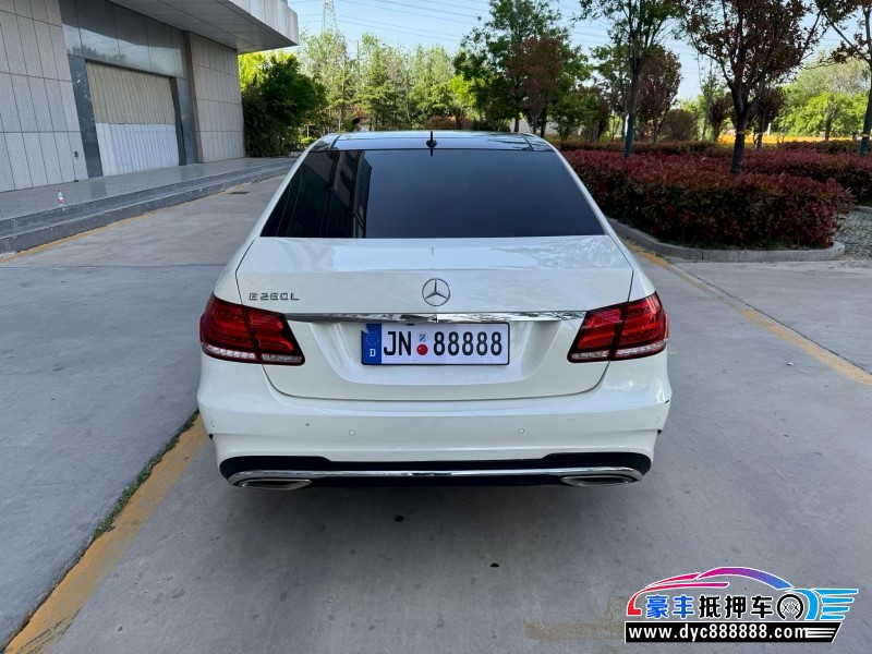 16年奔驰E轿车抵押车出售