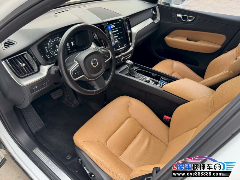 18年沃尔沃XC60轿车抵押车出售