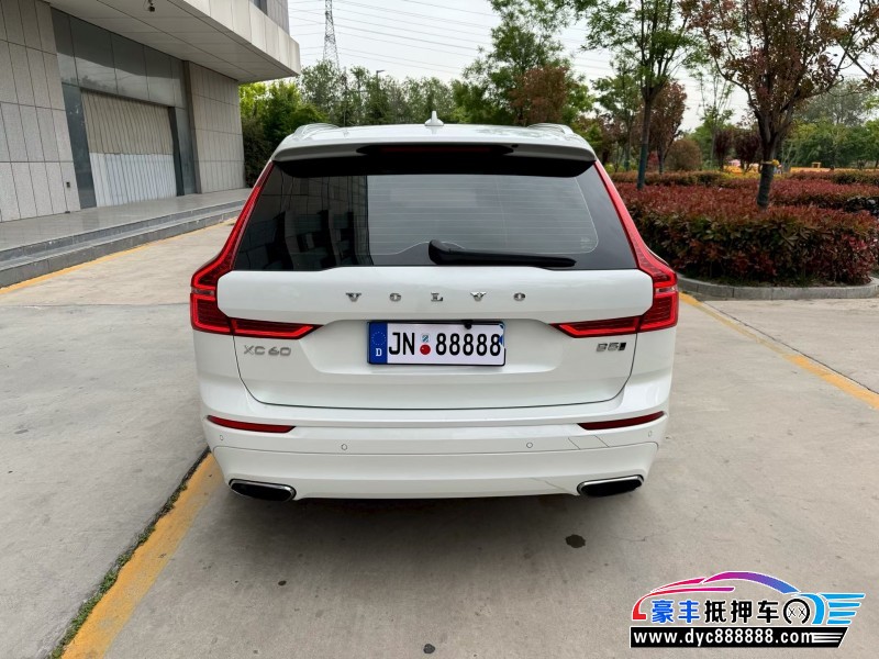 18年沃尔沃XC60轿车抵押车出售