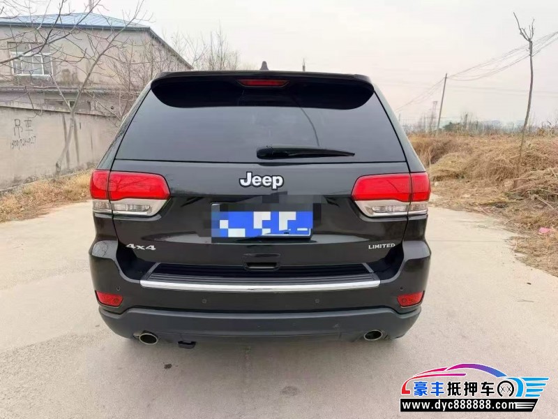 16年Jeep大切诺基轿车抵押车出售