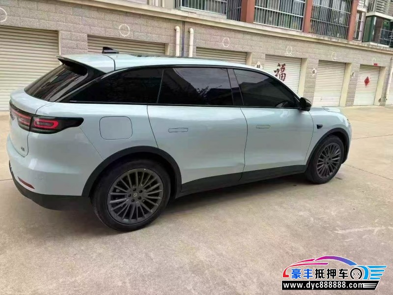 23年零跑C11轿车抵押车出售