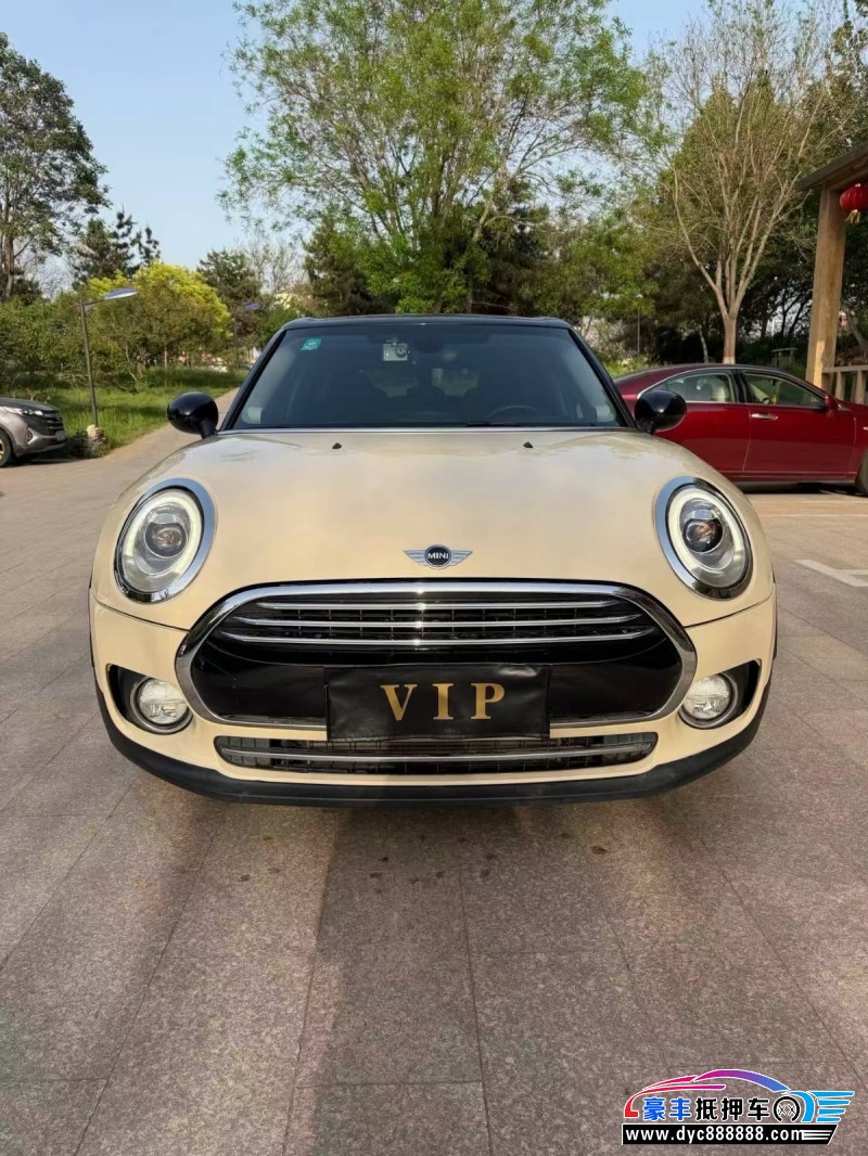 抵押车出售17年宝马MINI轿车