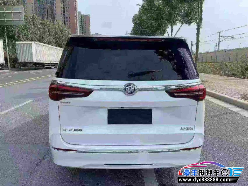 22年别克GL8轿车抵押车出售