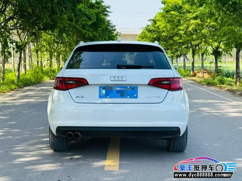 16年奥迪A3轿车抵押车出售