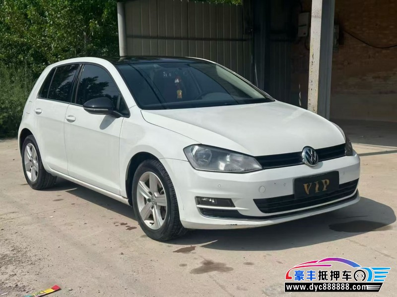 17年大众高尔夫轿车抵押车出售