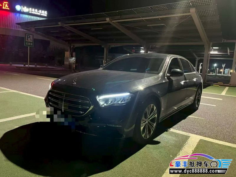 25年奔驰E轿车抵押车出售