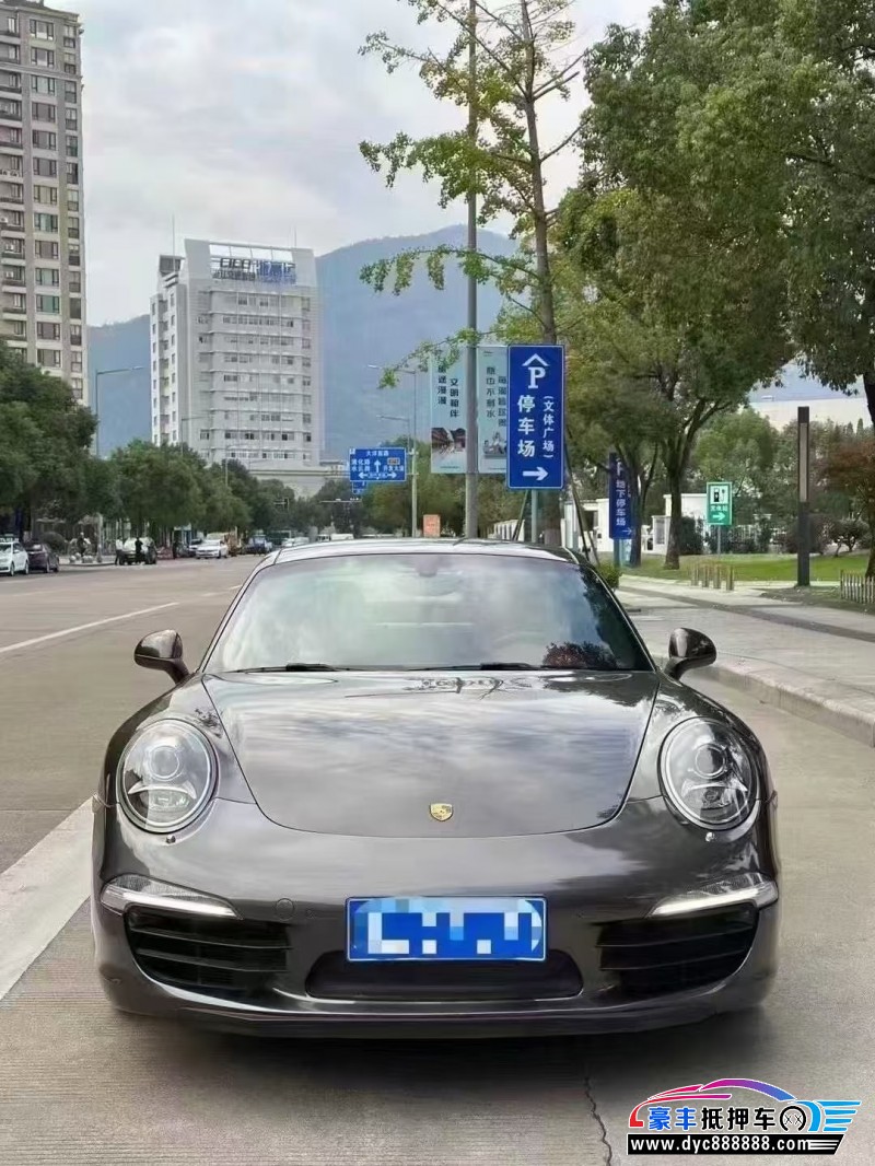 抵押车出售12年保时捷911轿车