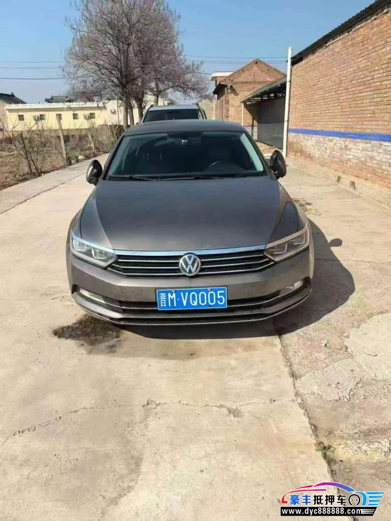 18年大众迈腾轿车