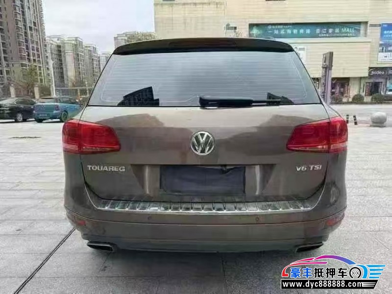 15年大众途锐轿车抵押车出售