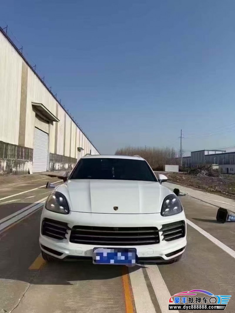 抵押车出售21年保时捷卡宴轿车