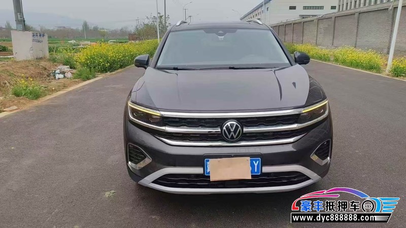 抵押车出售23年大众揽镜轿车