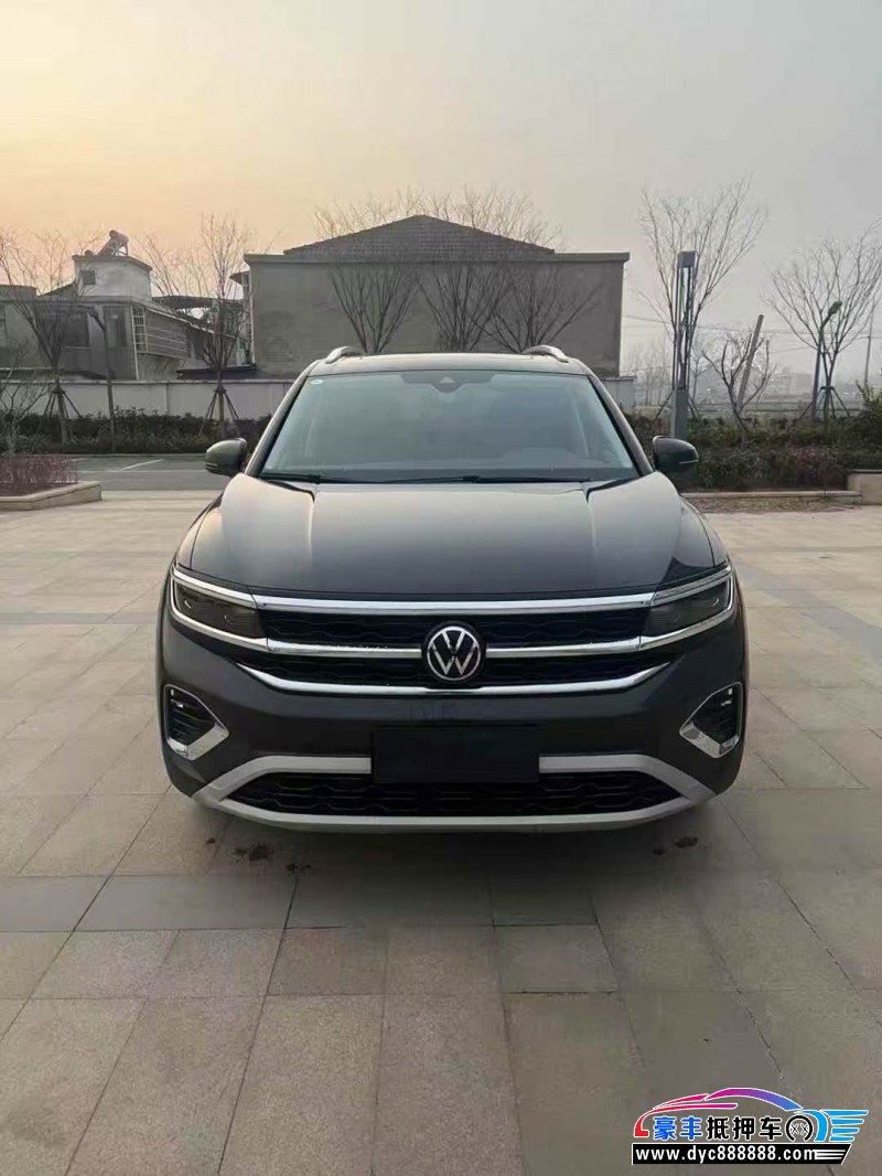 抵押车出售23年大众揽镜轿车