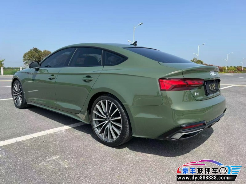 22年奥迪A5轿车抵押车出售