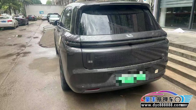 24年理想L8轿车抵押车出售