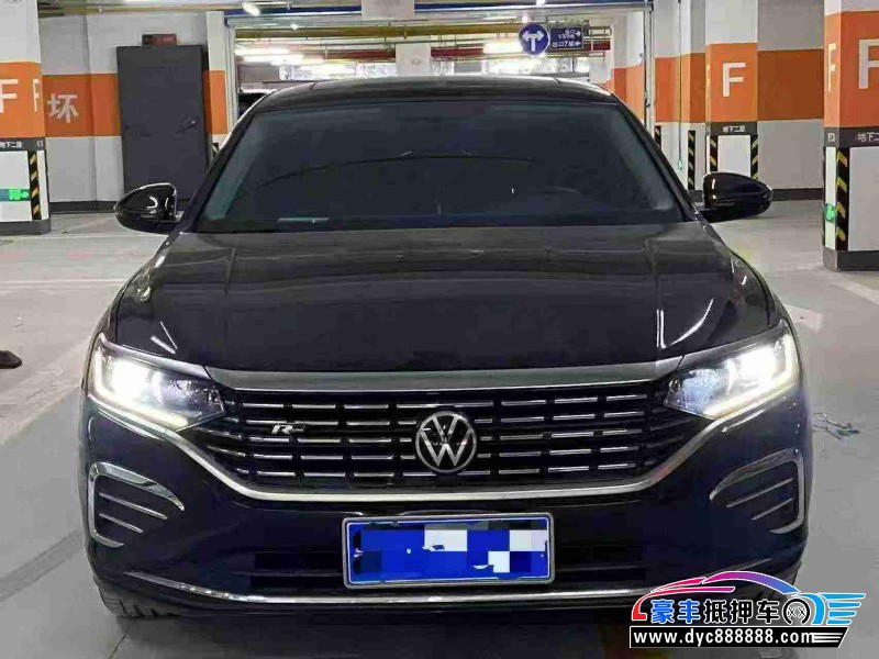 抵押车出售24年大众帕萨特轿车