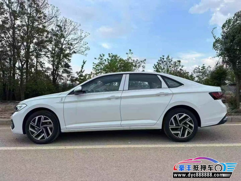 26年大众速腾轿车抵押车出售