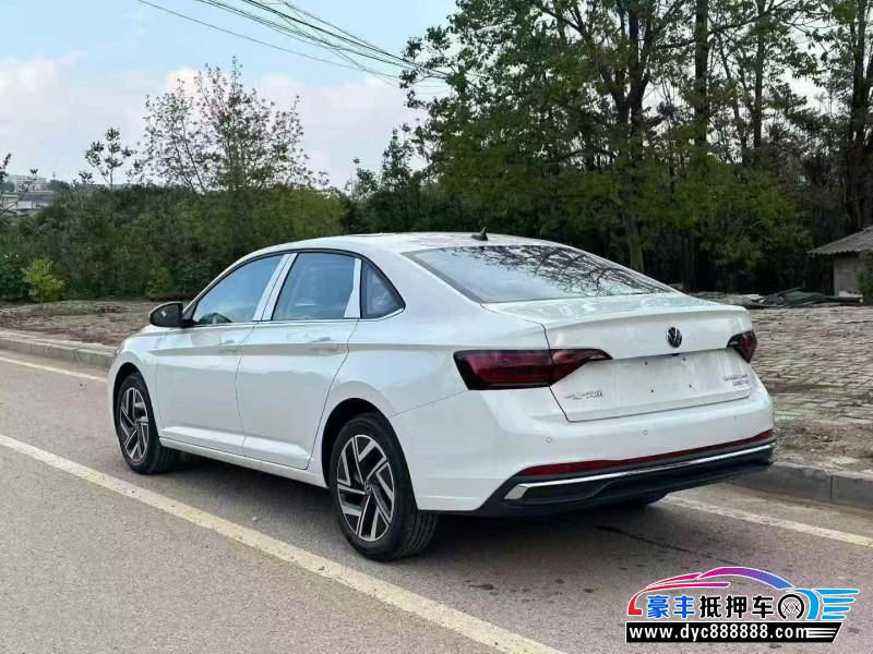 26年大众速腾轿车抵押车出售