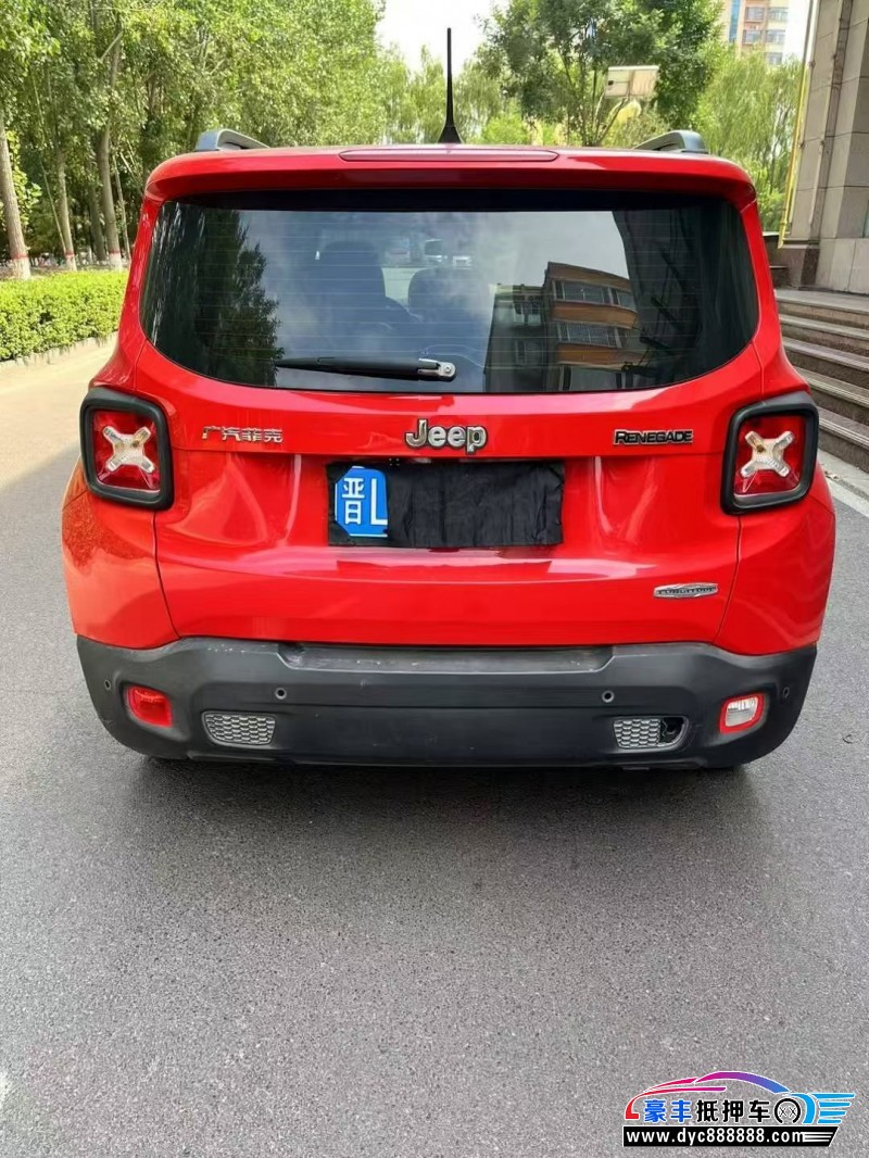 17年Jeep自由侠轿车抵押车出售