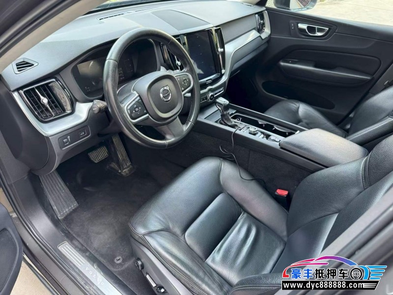 18年沃尔沃XC60轿车抵押车出售